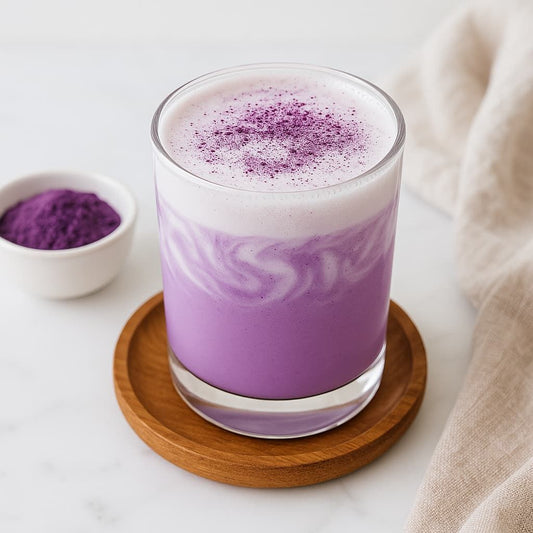 Recette Ube Latte Maison : Boisson Violette Crémeuse & Sans Caféine - Ube & Chill